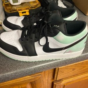 Men’s Jordans